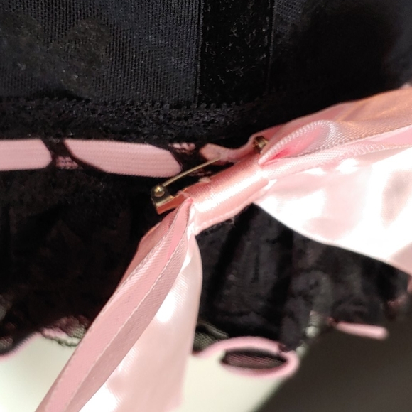 Coquette XL Black With Pink Bows Bustier Corset - Picture 6 of 15